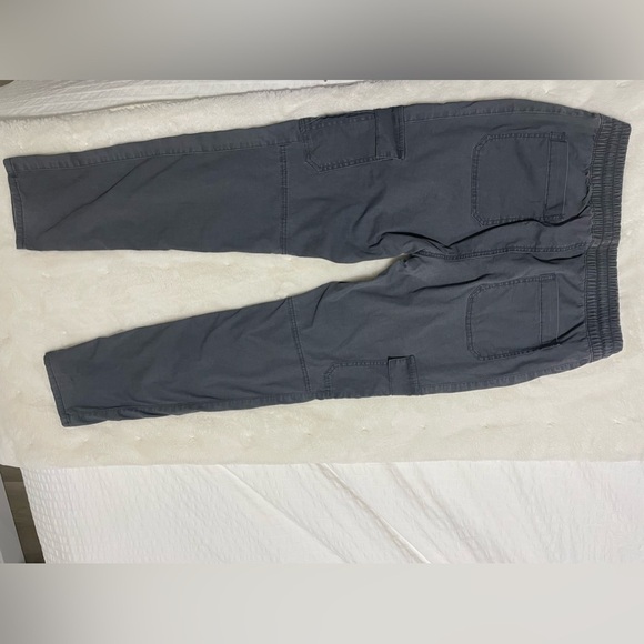 PRANA- organic cotton grey cargo pants - Picture 3 of 5